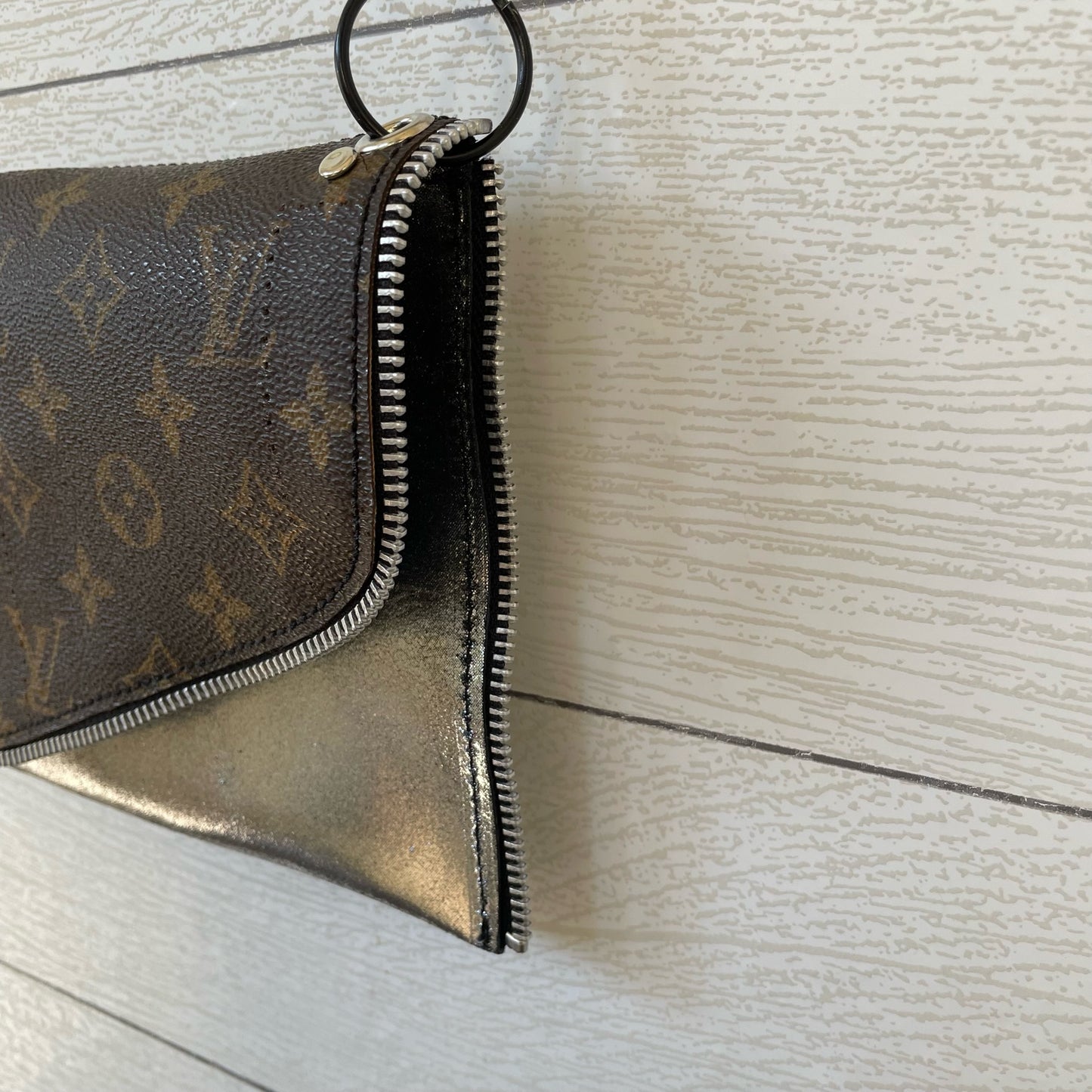 Custom Chrome Crossbody